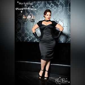 Laura Byrnes Pinup Couture Black Label Janelle Dress in Black, Size XL